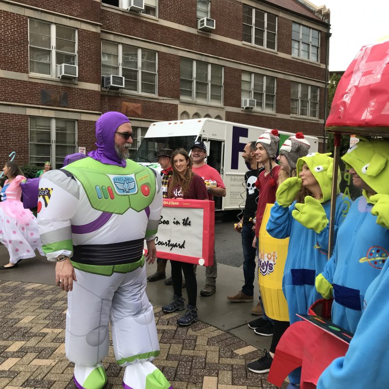 Greg Peterson as Buzz Lightyear