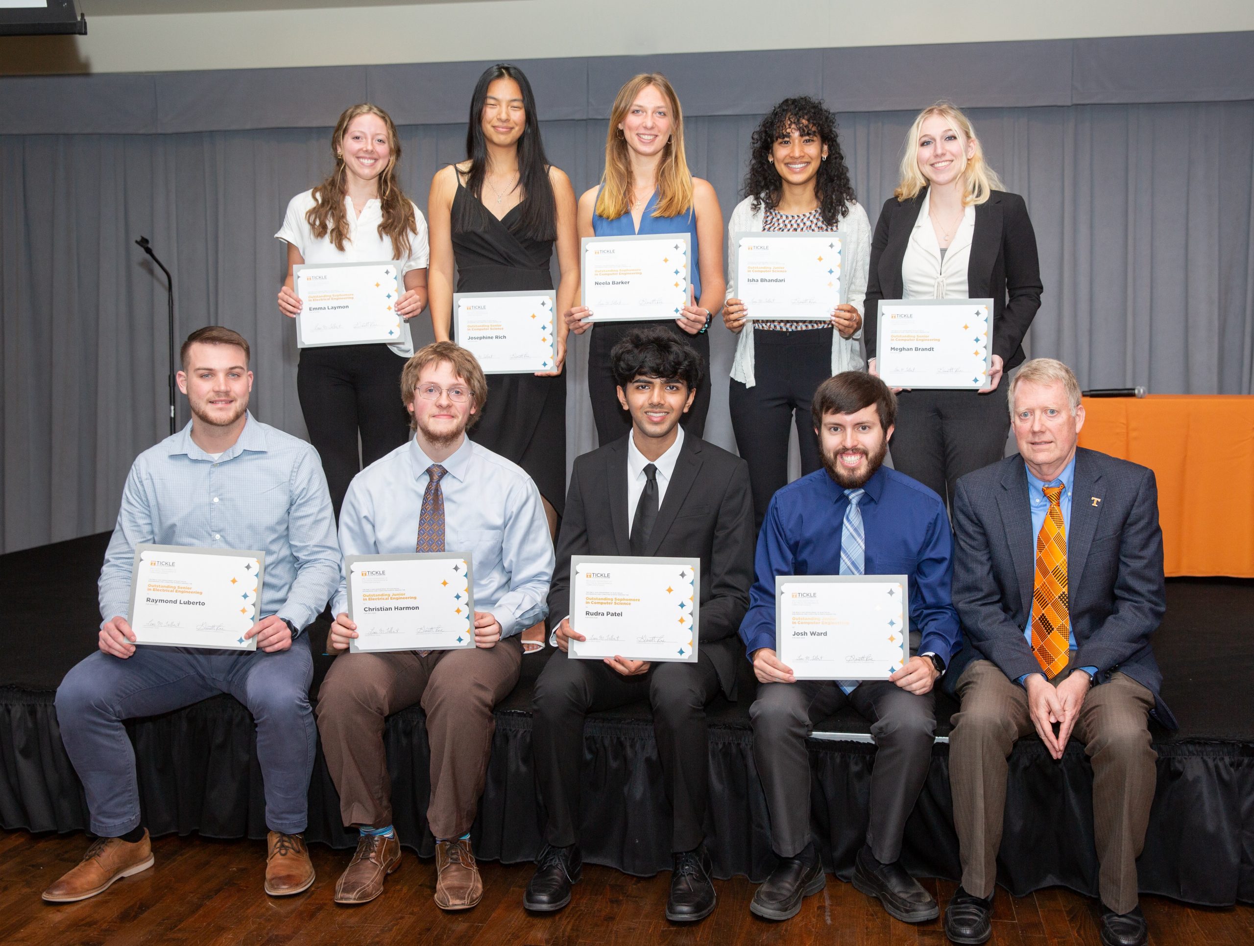 Emma Laymon, Josephine Rich, Neela Barker, Isha Bhandari, Meghan Brandt, Raymond Luberto, Christian Harmon, Rudra Patel, Josh Ward, and Leon Tolbert posing with the awards at the Gonzalez Awards ceremony