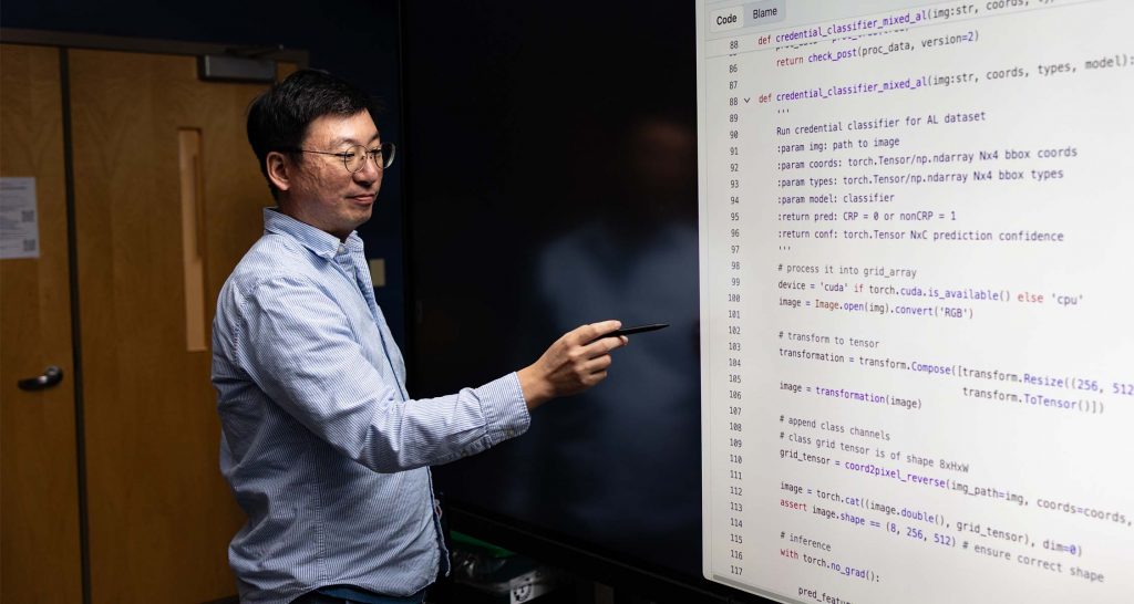 Doowon Kim talking about code